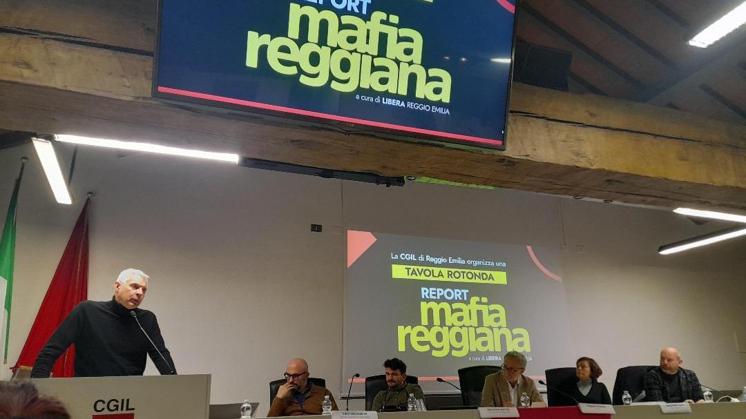 «Quando venne scarcerato un membro del clan, festa a Brescello con i fuochi d’artificio»