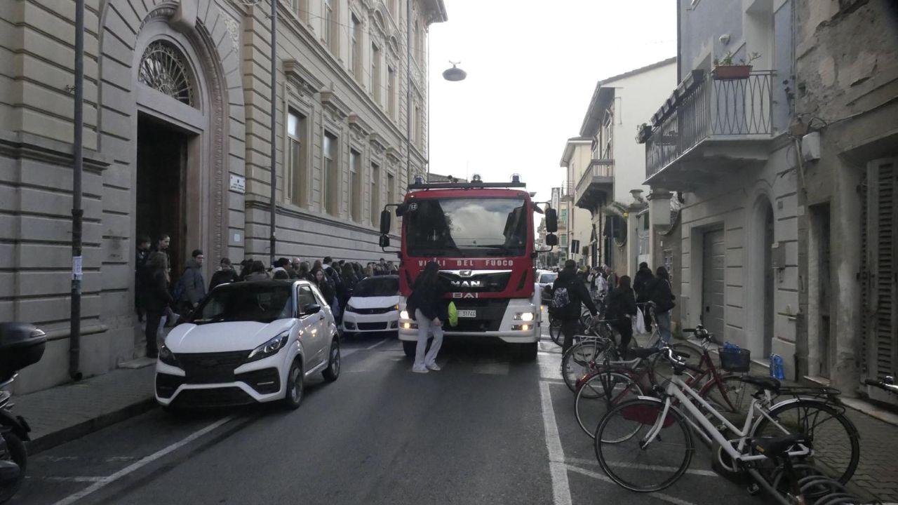 
	L'intervento dei vigili del fuoco

