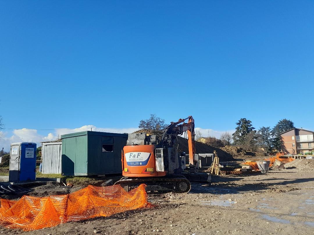 Incendio nel cantiere. «Non abbiamo mai ricevuto minacce»