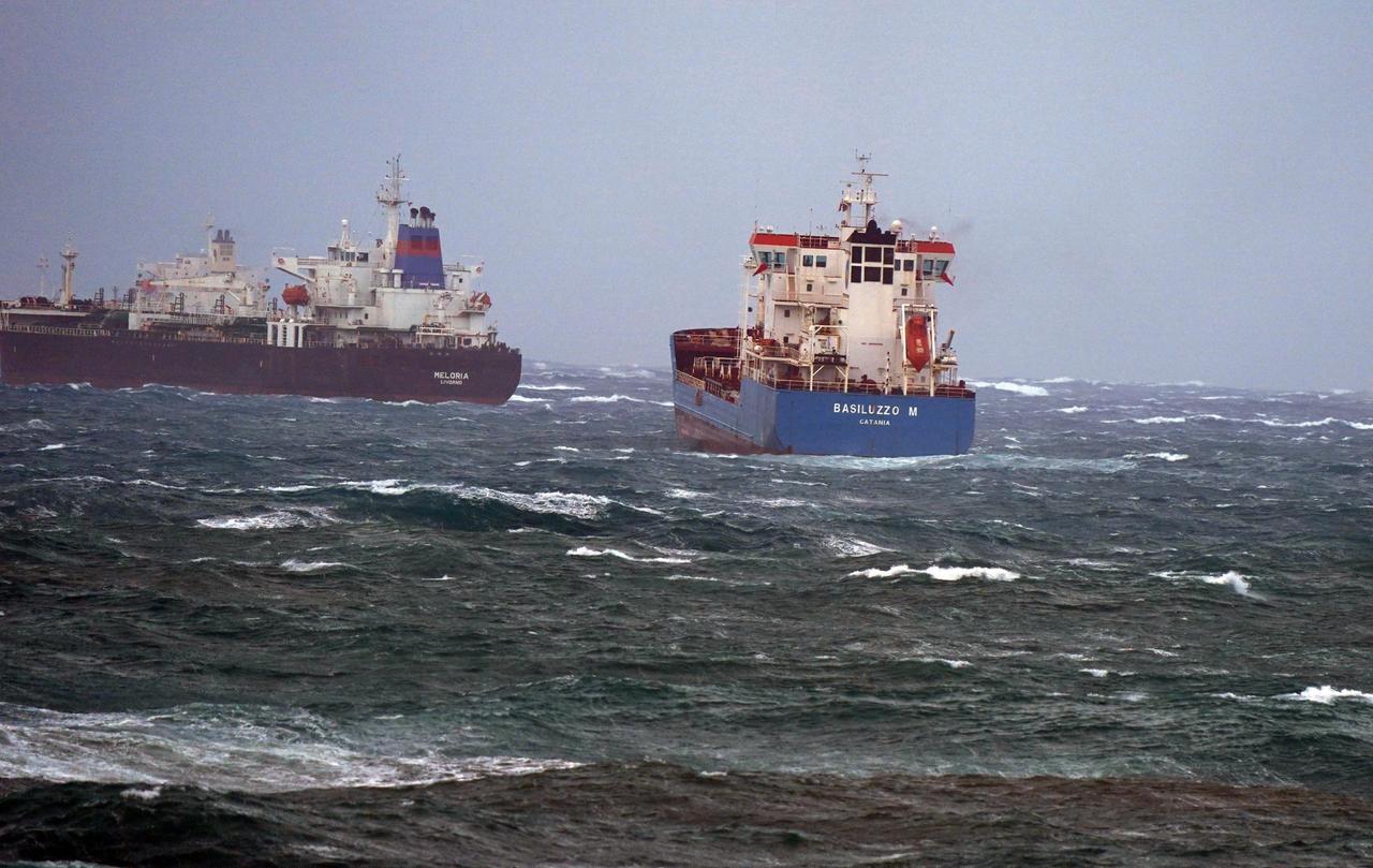 Lavoro portuale temporaneo, niente intesa tra sindacati e associazione compagnie portuali