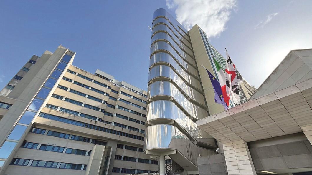 Reparti pieni e poco personale, l’Arnas Brotzu verso il collasso