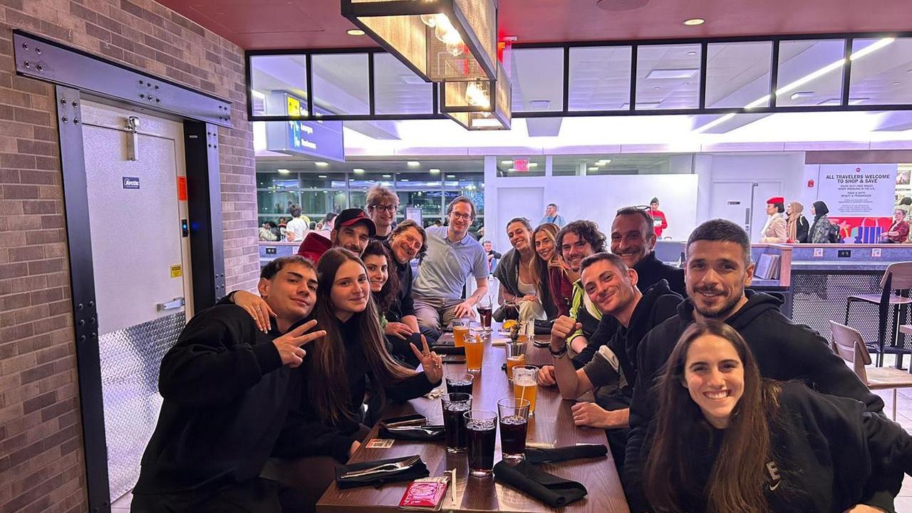 Il gruppo degli italiani rimasti bloccati a New York