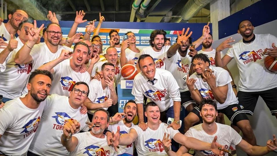 Andrea Diana e quel passo indietro in panchina per volare oltre il canestro: «Vi racconto il miracolo di Trapani»<br type="_moz" />