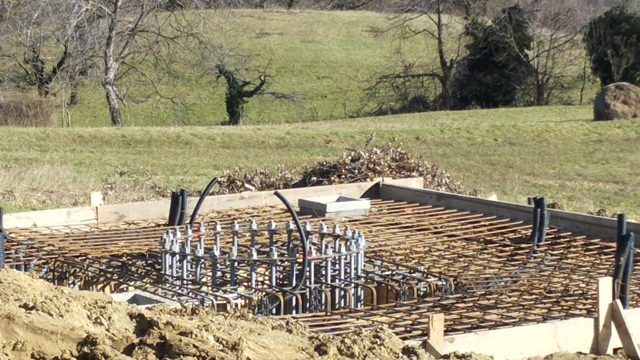 Il cantiere per l'installazione dell'antenna 5G