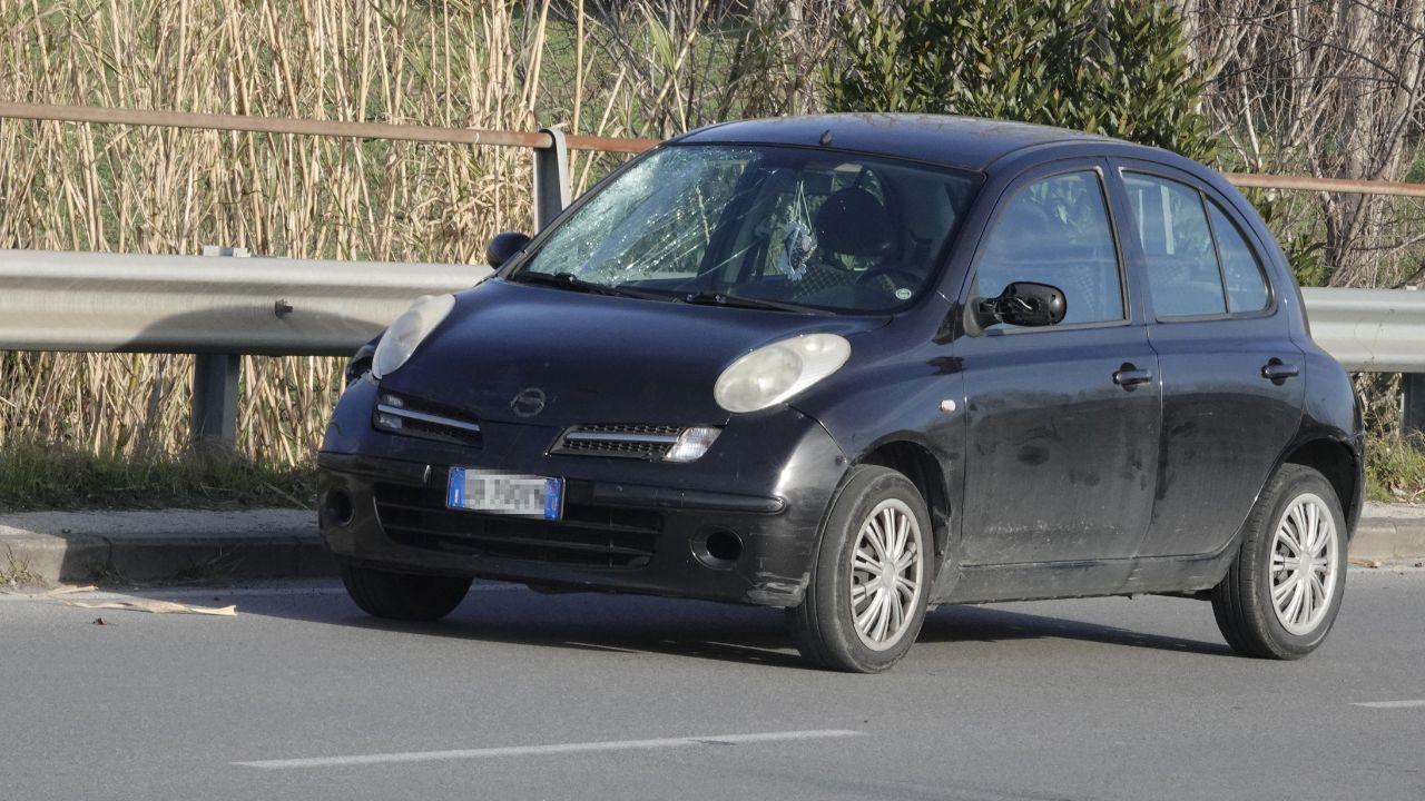 
	La macchina che ha investito il 20enne sul cavalcavia (foto Matelli/Cuffaro)

