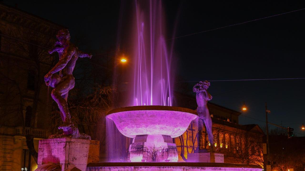 Modena e le città del Giro d’Italia si sono tinte di rosa a 100 giorni dalla partenza – Le foto
