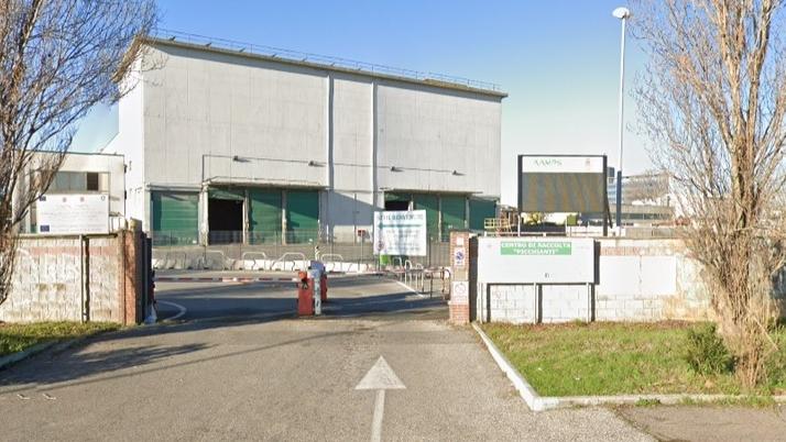 Livorno, via ai lavori per produrre biogas: si demolisce il centro di raccolta