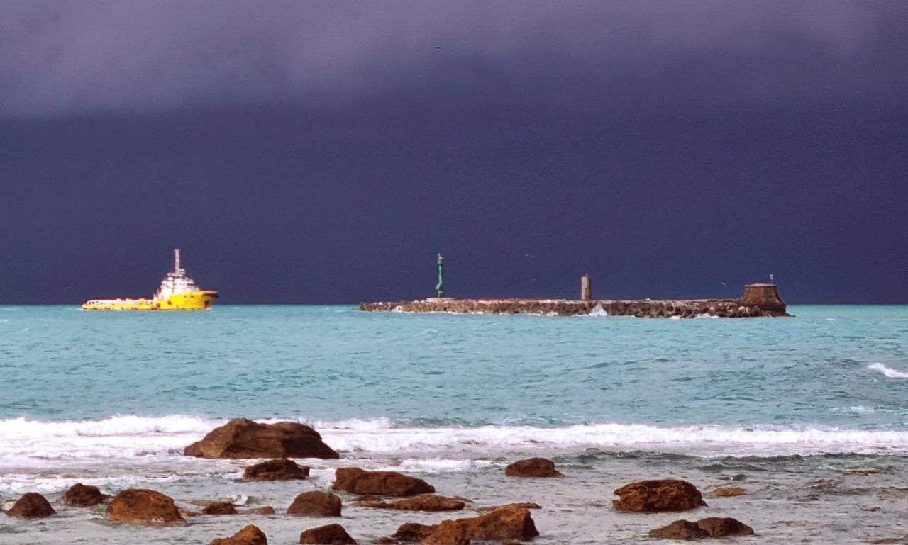 Livorno, il temporale di mezzogiorno. Grazie a Giovanna Conti
