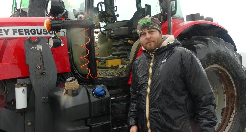 Il trattorista toscano spiega i perché della protesta degli agricoltori: «Stavolta non ci fermiamo, ci dispiace per gli automobilisti»<br>
