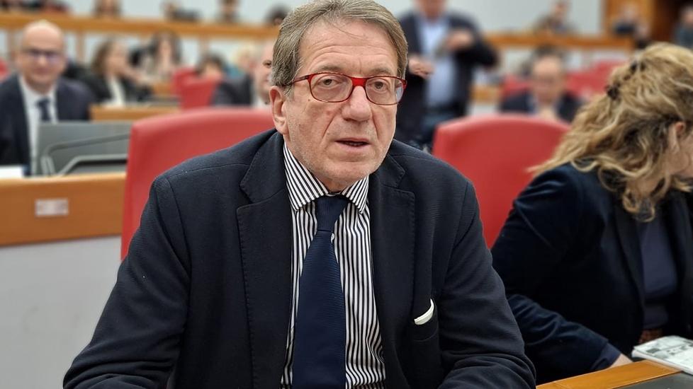 L'ex sindaco di Modena Gian Carlo Muzzarelli, ora presidente della commissione regionale Sanità