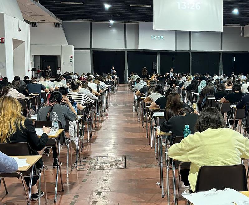 Esame annullato per l'uso di ChatGpt, la studentessa Unife: "Ostaggi di un sistema che non funziona"<br>
