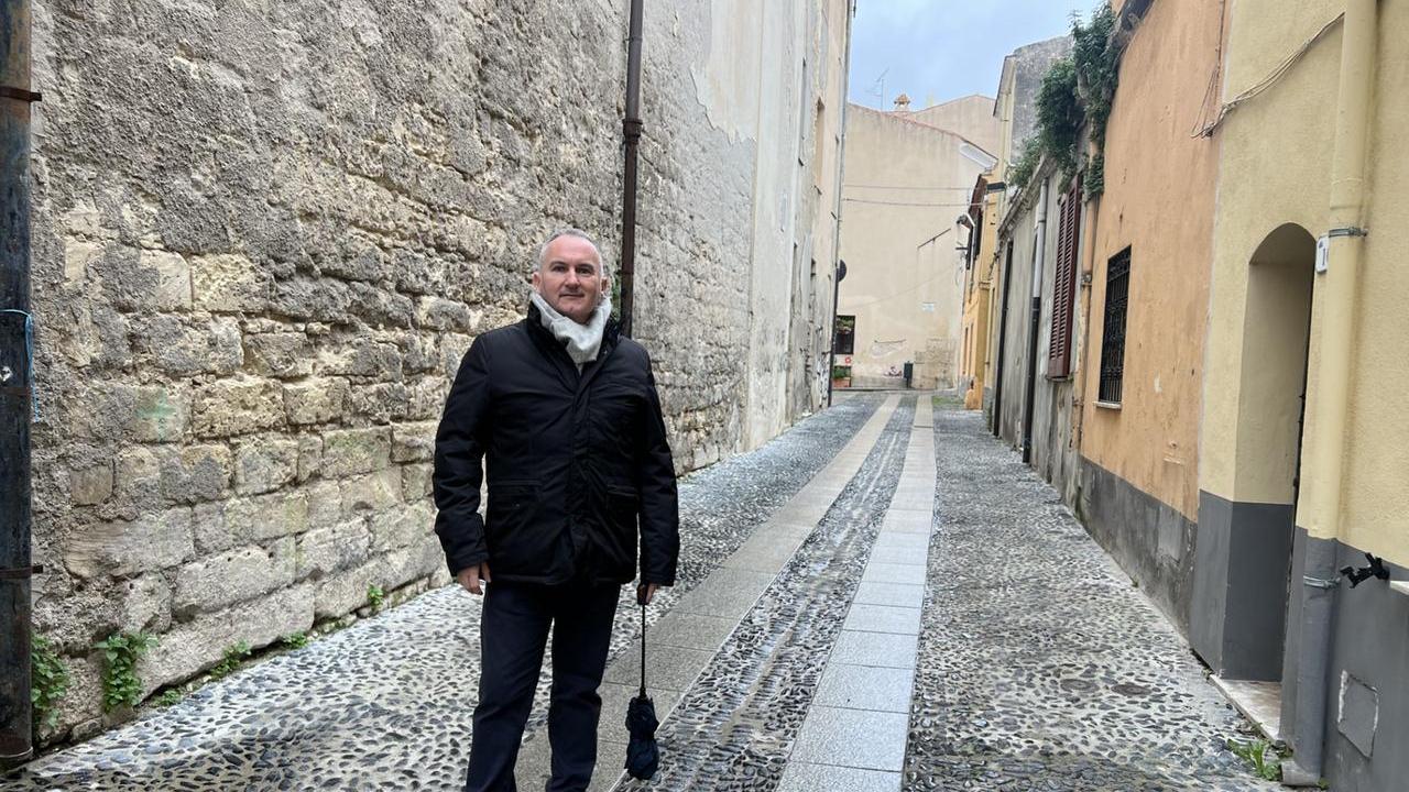 Don Eugenio Cavallo: «Busso a ogni porta del quartiere combatto l’indifferenza e la droga»