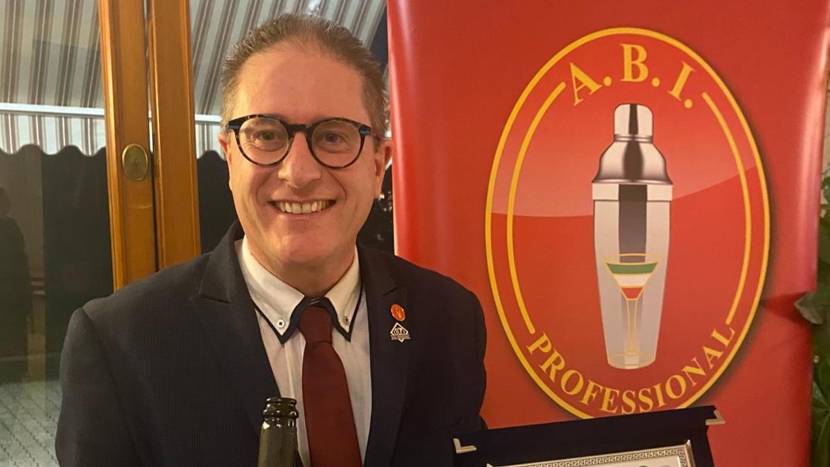 Barmen italiani, il “Professionista dell’anno” è un sommelier di Cabras