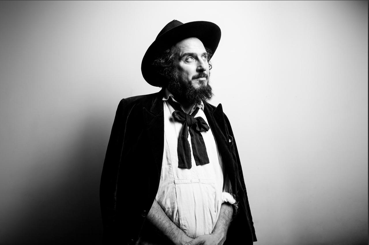 Vinicio Capossela a Puianello per “Autori in prestito”