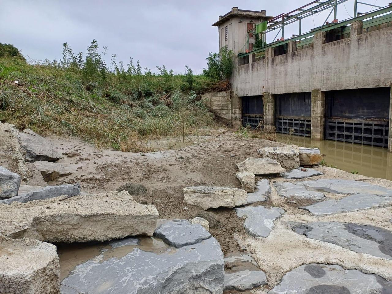 L’Idice spaventa ancora, di nuovo acqua alta a Campotto