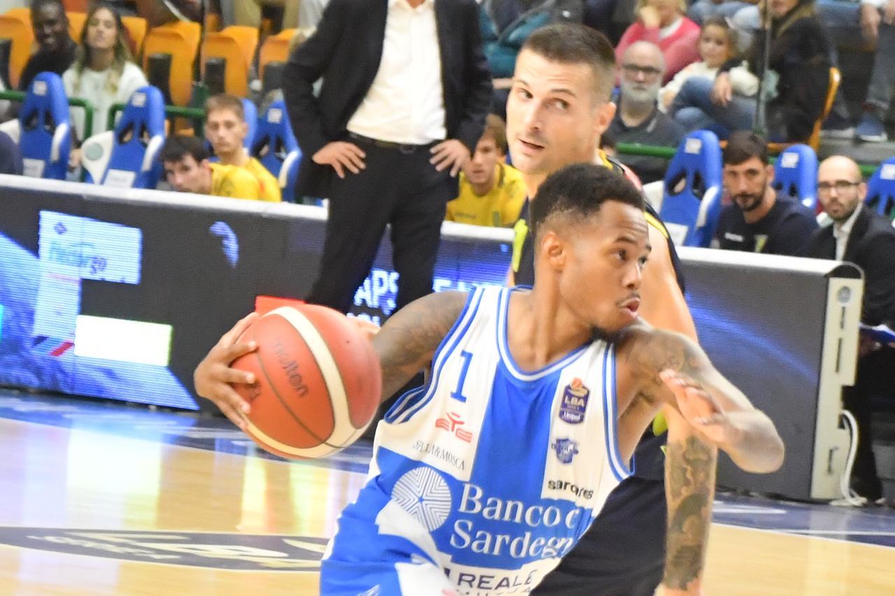 
	<strong>Justin Bibbins</strong>, 16 punti nel primo tempo

