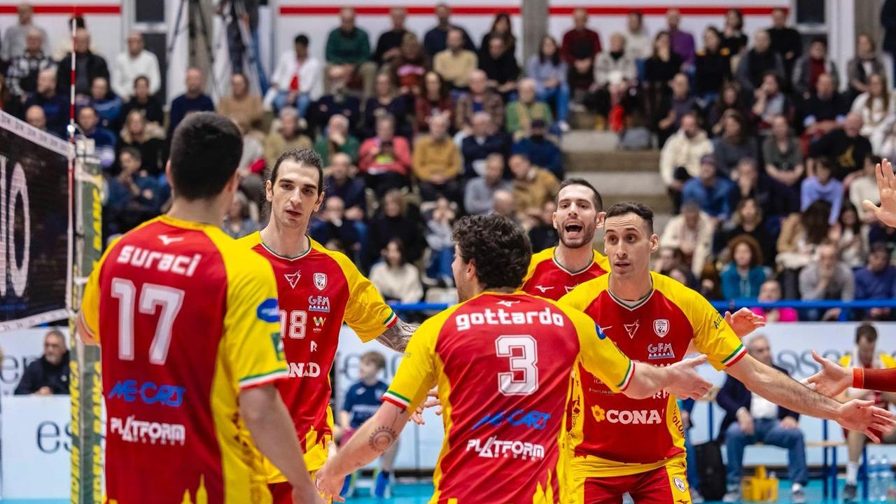 Tie-break fatale per la Conad Reggio Emilia: il Volley Fano vince 3-2