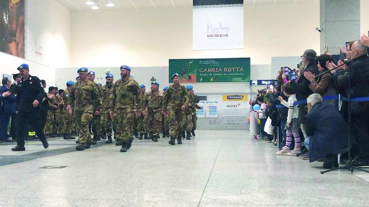 L'arrivo dei Sassarini ad Alghero<em> (foto Roberto Gabrielli)</em>