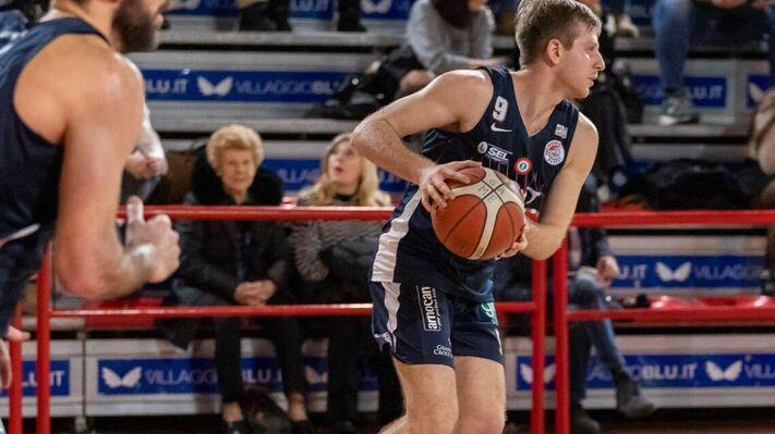 Montecatini, la Fabo reagisce e torna a volare. Con una grande difesa espugna Latina