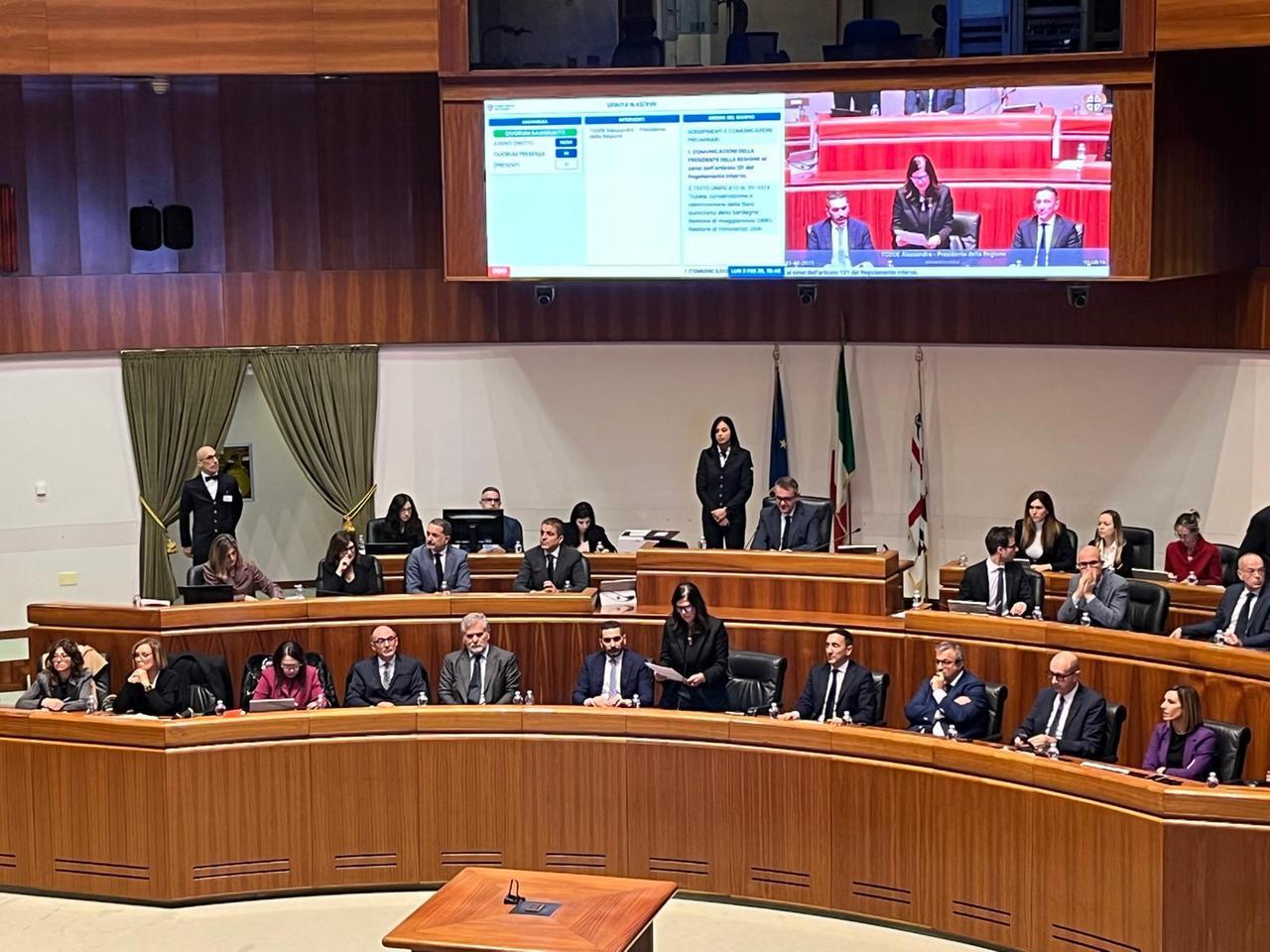 Decadenza, la presidente Todde in Consiglio: «Attacco ingiustificato, qui c’è in gioco la Sardegna»