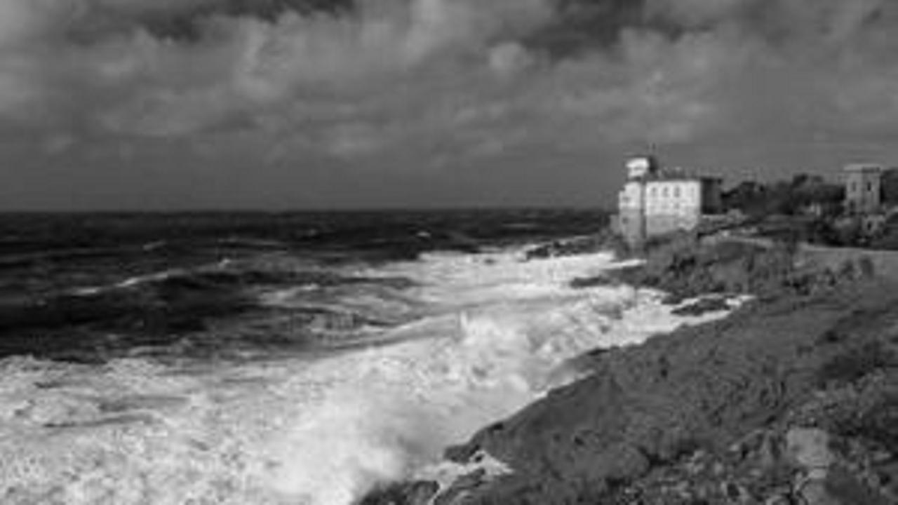 Libeccio al Castel Boccale di Livorno. Grazie a Luigi Di Costanzo