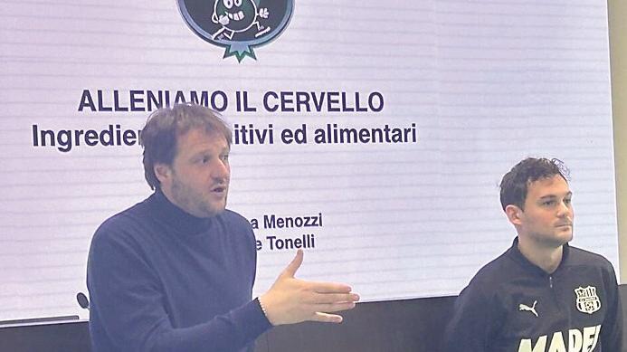 Andrea Menozzi e Davide Tonelli, psicologo e nutrizionista del Sassuolo calcio