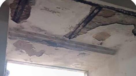 Infiltrazioni, calcinacci e allagamenti. Si aggrava la condizione del cimitero di Montecatini