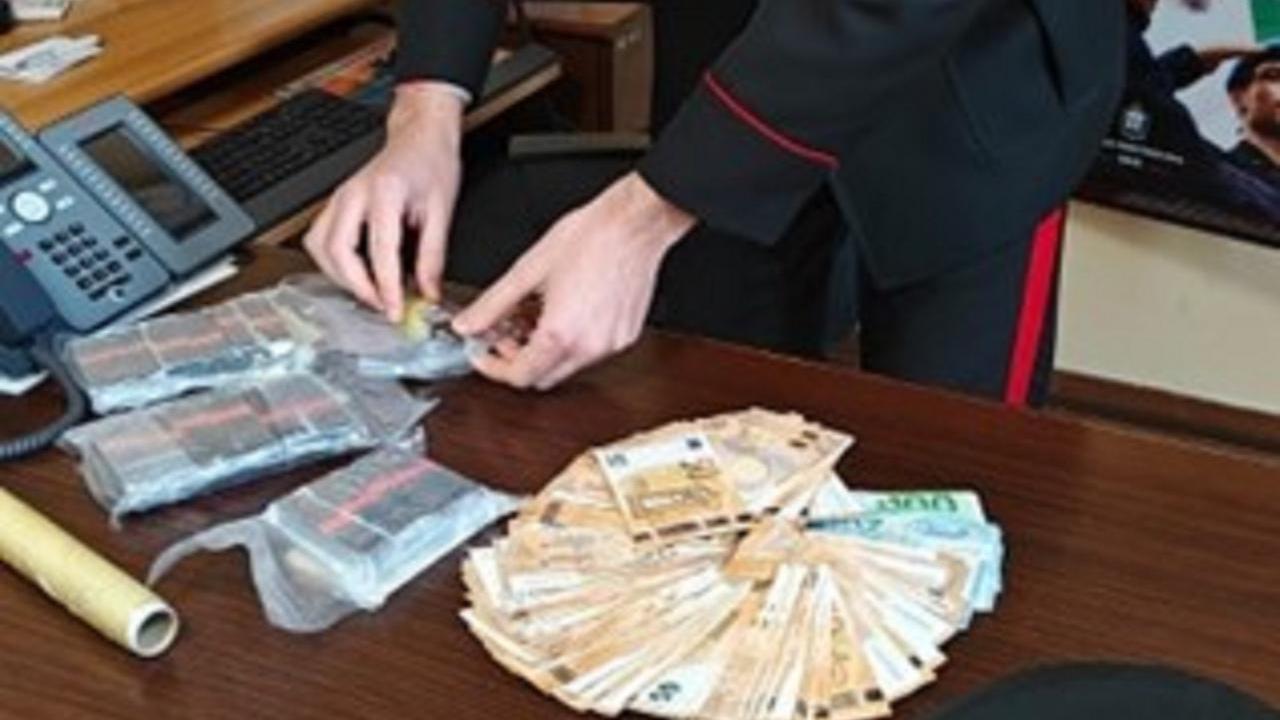 Livorno, arrestato in casa con 850 grammi di hashish – Chi è