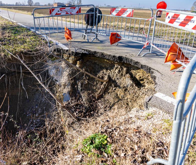 Aguscello, i residenti: «Siamo ostaggi dei cantieri»
