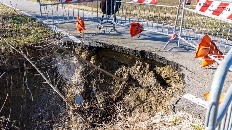 Aguscello, i residenti: «Siamo ostaggi dei cantieri»