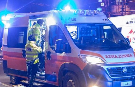 Carpi, infermiere del 118 aggredito mentre soccorre un bambino