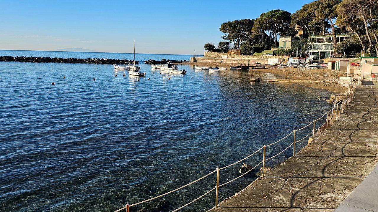 Livorno, Castiglioncello e la spiaggetta cinematografica del Sorpasso. Grazie a Marco Marabotti