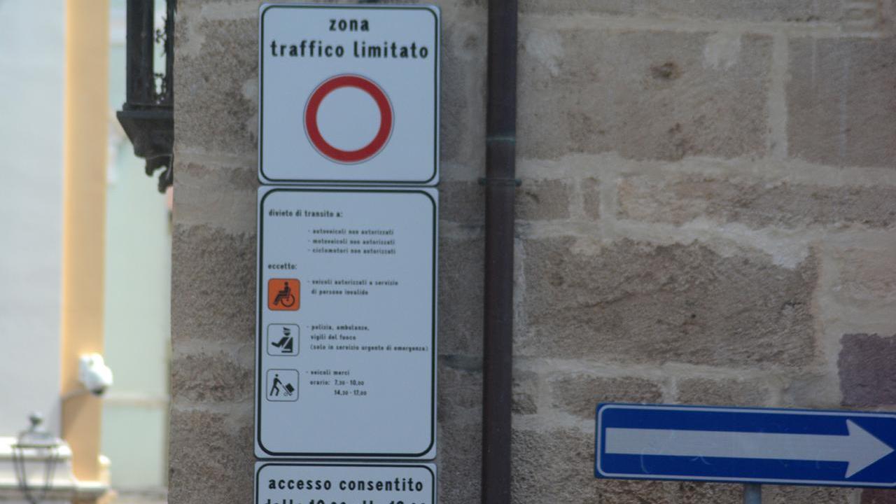 Oristano, sindaco inamovibile sulla Ztl: «Non torniamo indietro sulle decisioni»