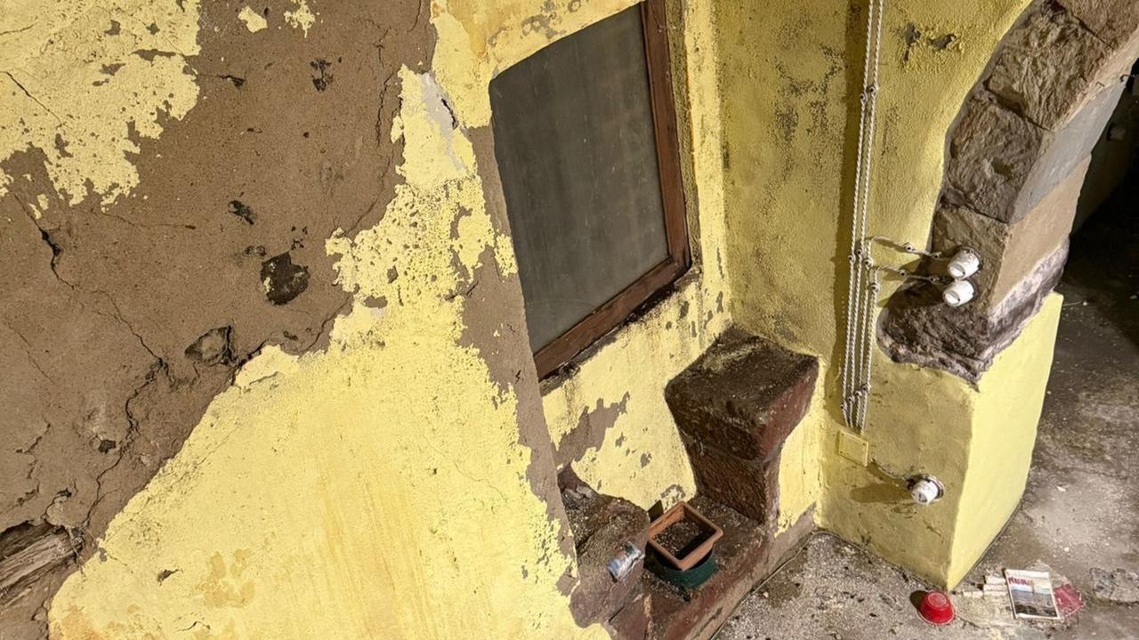 Il degrado della casa museo "Tiu Virgiliu" a Suni
