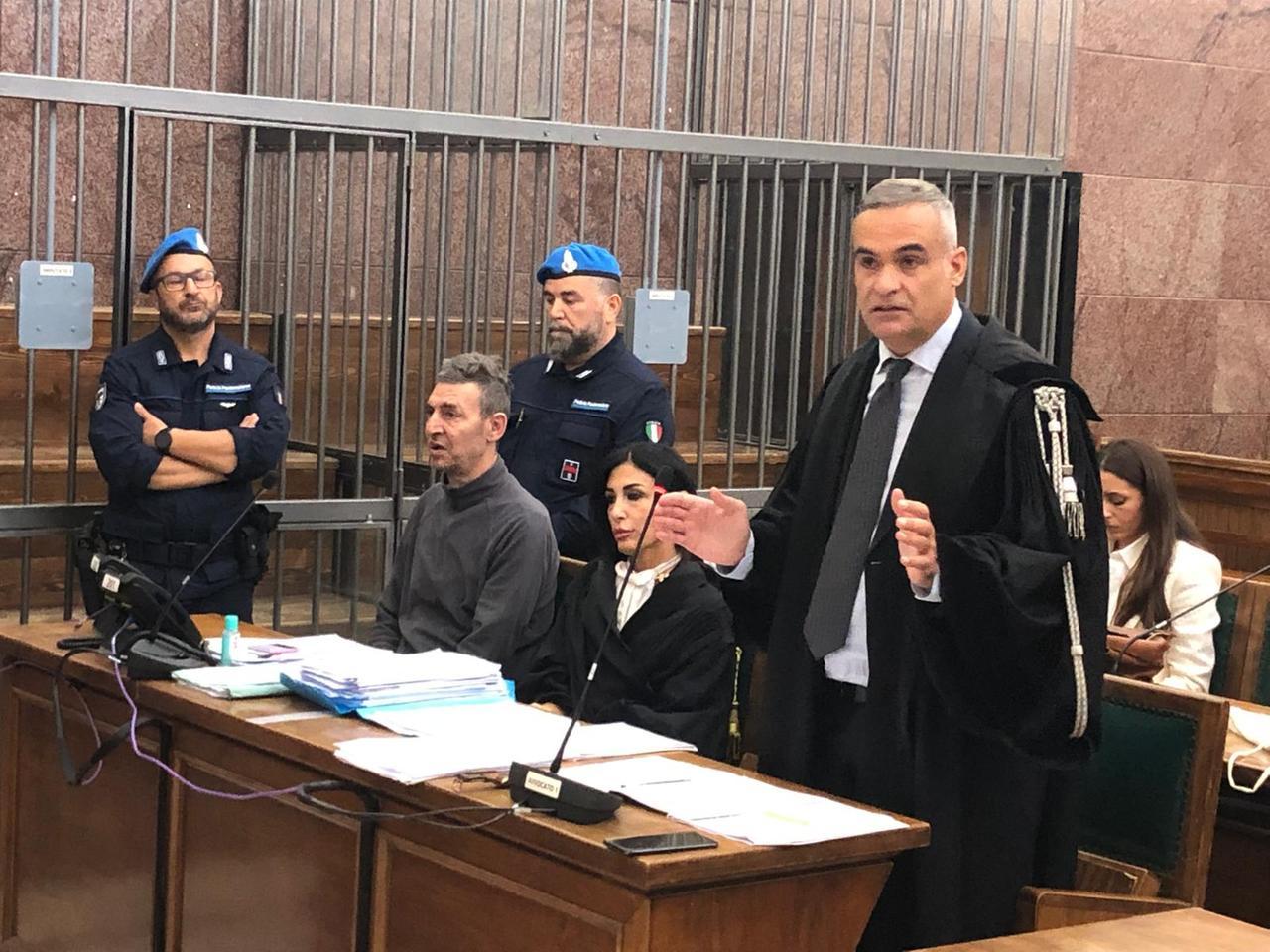 Gli avvocati Abele e Cristina Cherchi in Corte d'Assise a Sassari