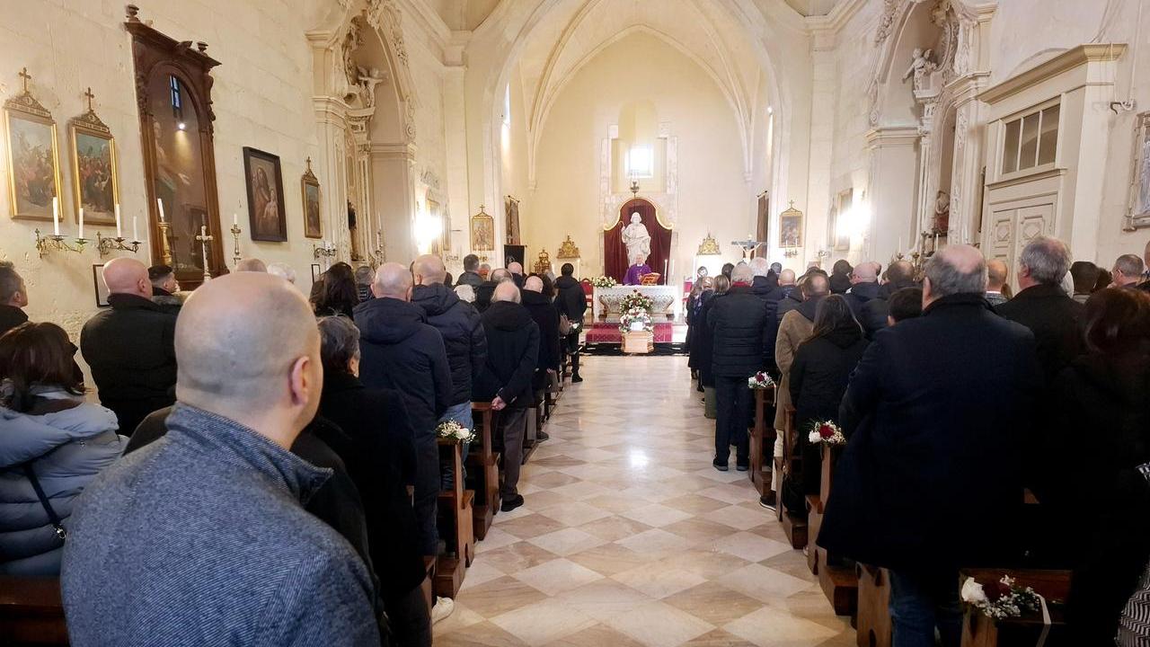 L’ultimo saluto a Pietro “Lillo” Satta, lo chef sassarese morto nel naufragio all’Isola Rossa