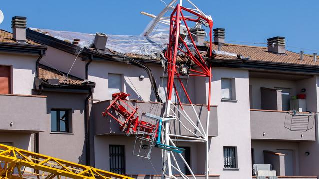 Gru crollata sulle case a Boara, in quattro finiscono a processo