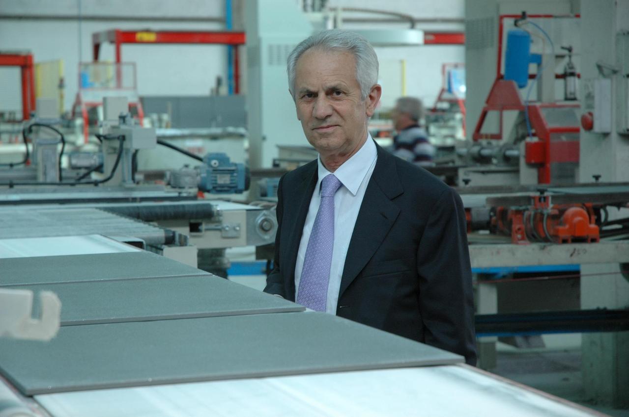 Manfredini: «Con questi costi dell’energia le ceramiche rischiano la chiusura. A rischio 20mila posti di lavoro»