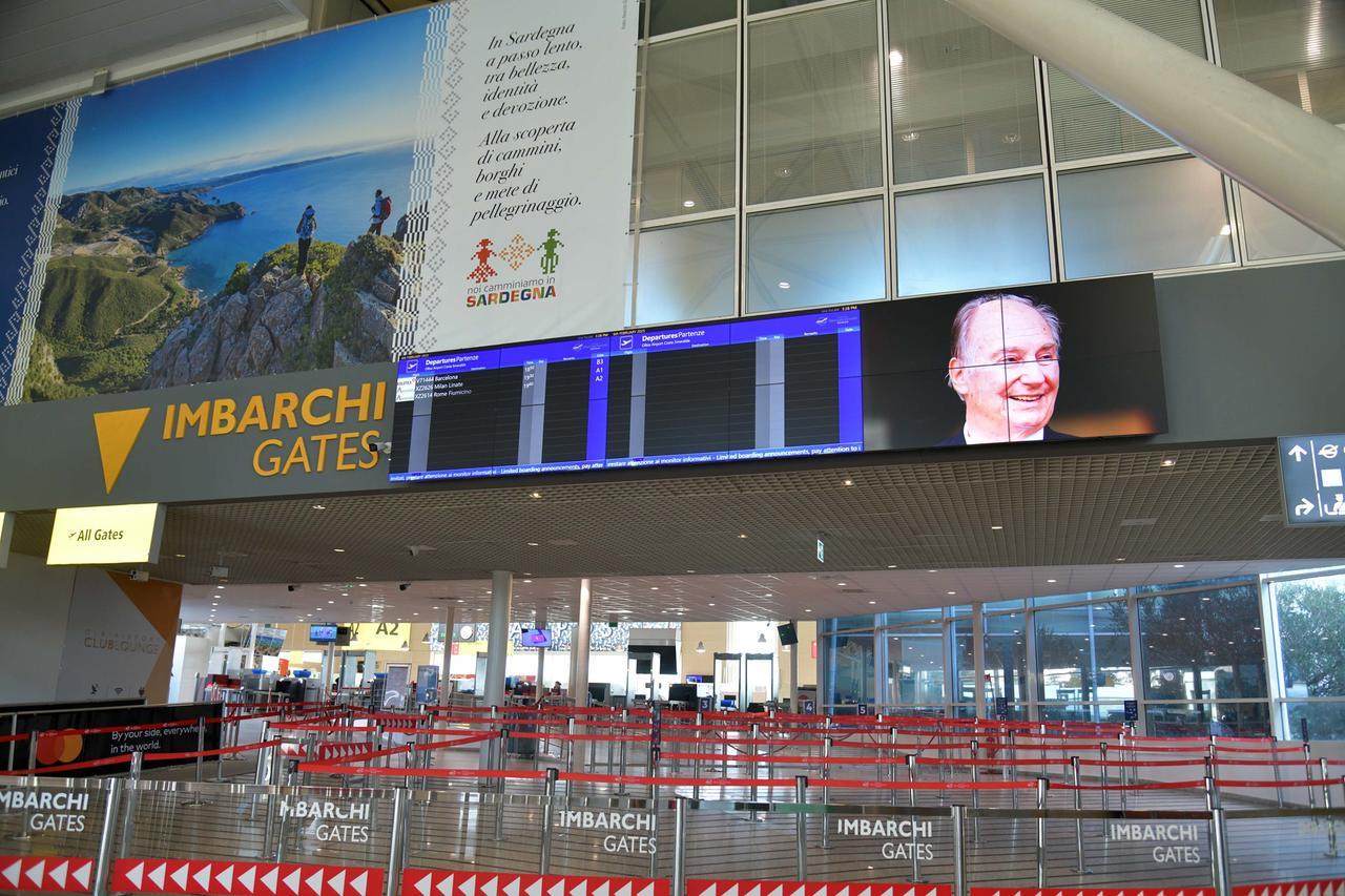 «Intitoliamo l’aeroporto di Olbia a Karim Aga Khan»