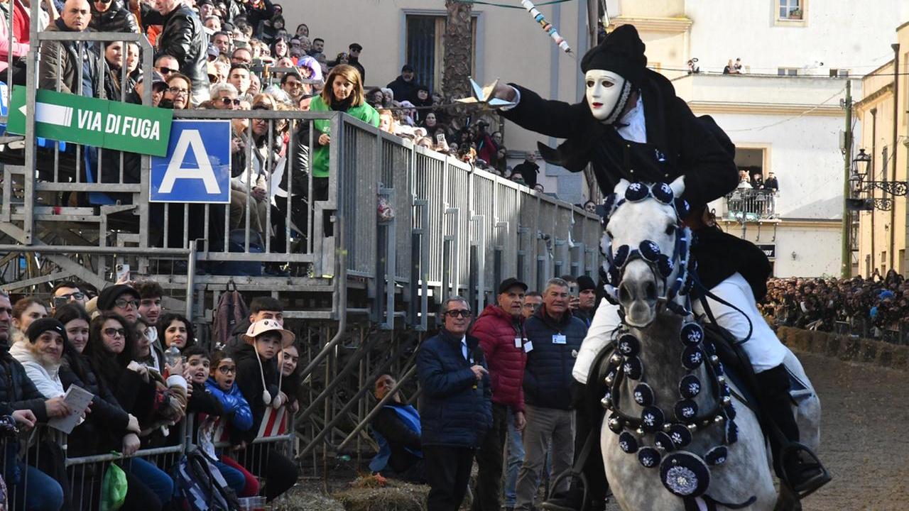 Via al grande carnevale di Oristano, ecco le regole per il traffico previste per la Sartiglia