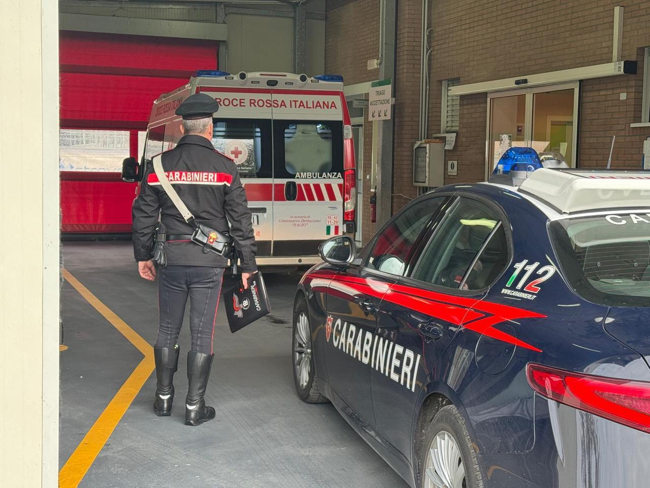 Guastalla, aggredisce l’infermiera del pronto soccorso: denunciata 42enne