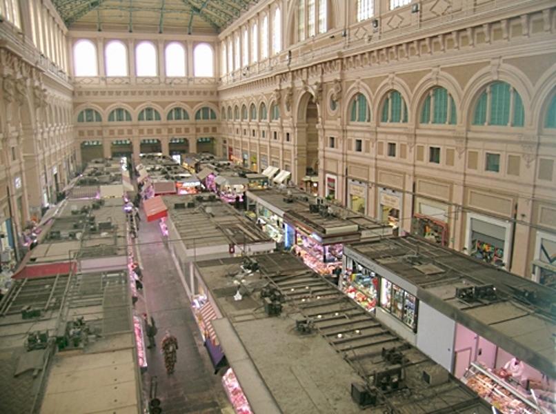 Livorno, intervento straordinario agli infissi in ferro del Mercato Centrale