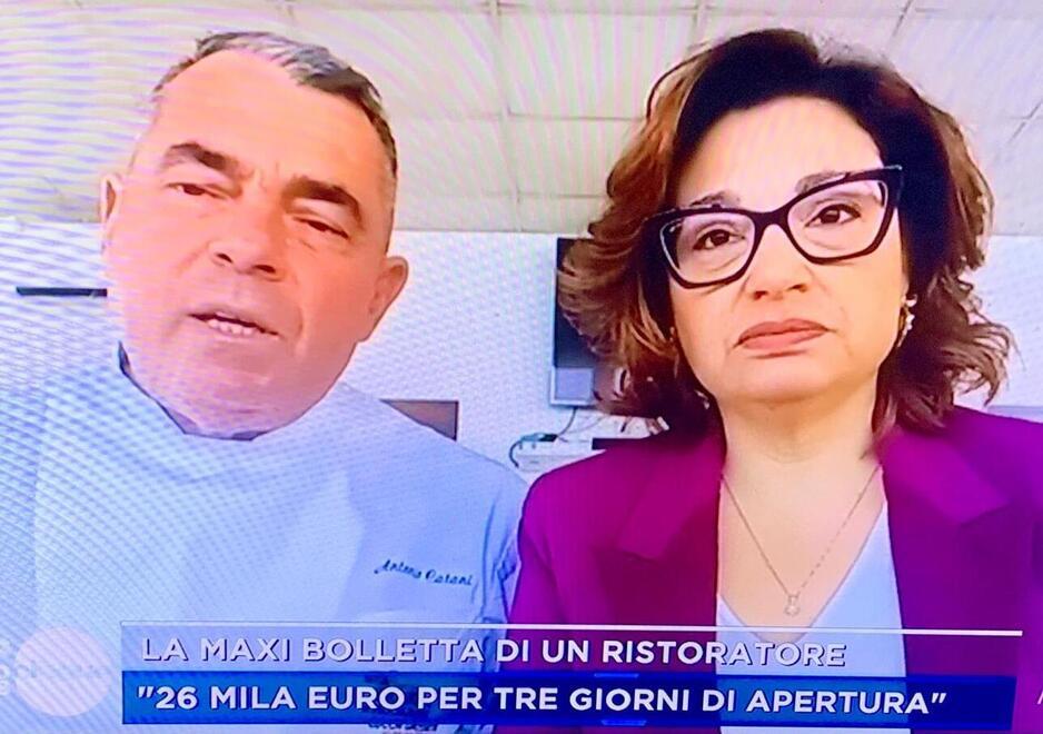 Un momento del collegamento in tv