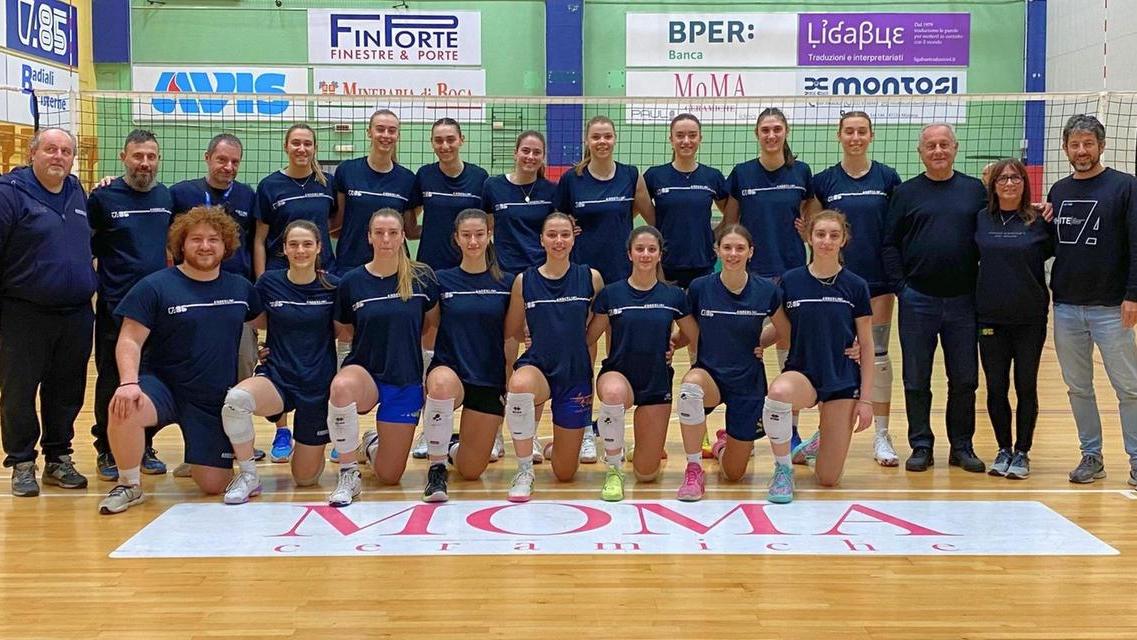 La visita del ct azzurro Julio Velasco all'Anderlini