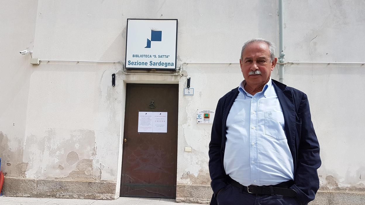 Addio a Tonino Cugusi, storico direttore della biblioteca Satta