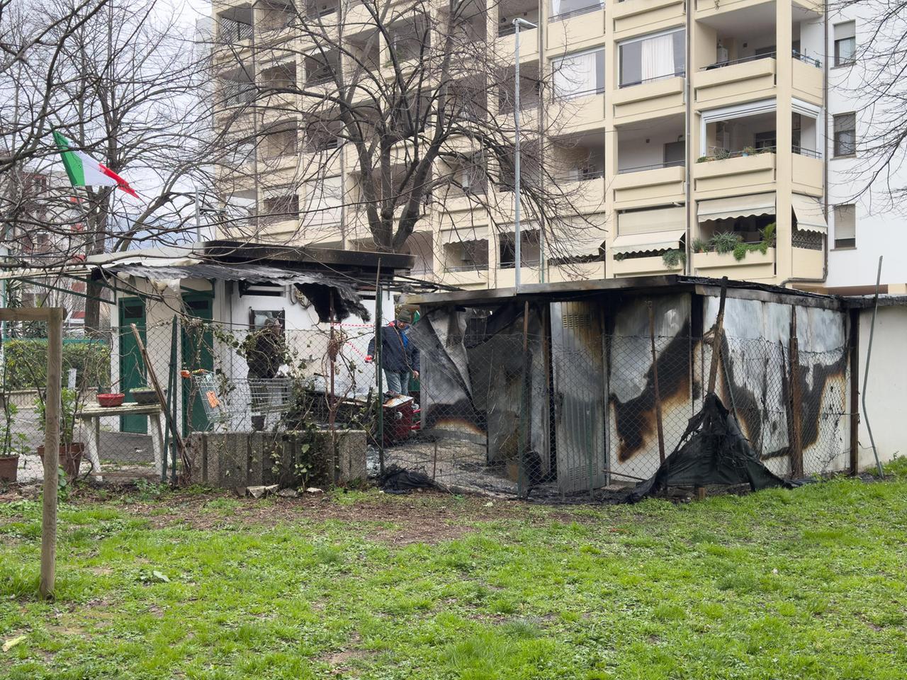 
	I danni al capanno accanto al pallaio del Soccorso (foto Nucci)

