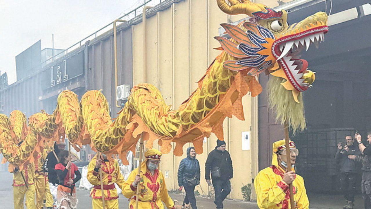 Un momento della sfilata del sabato