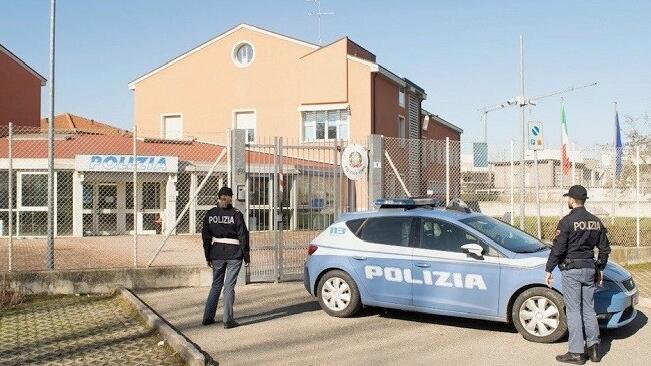 La polizia di stato di Carpi sta svolgendo le indagini