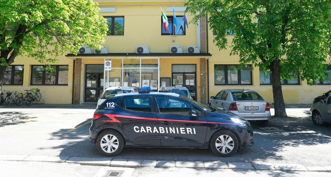 
	I carabinieri di Finale Emilia

