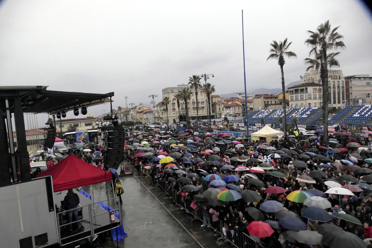 La pioggia durante il concerto